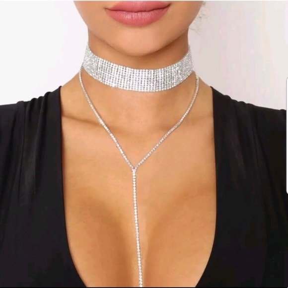 New! Crystal Choker Statement Necklace - Picture 2 of 9